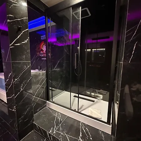 Δωμάτια σε οικογενειακή κατοικία Gladiatrice